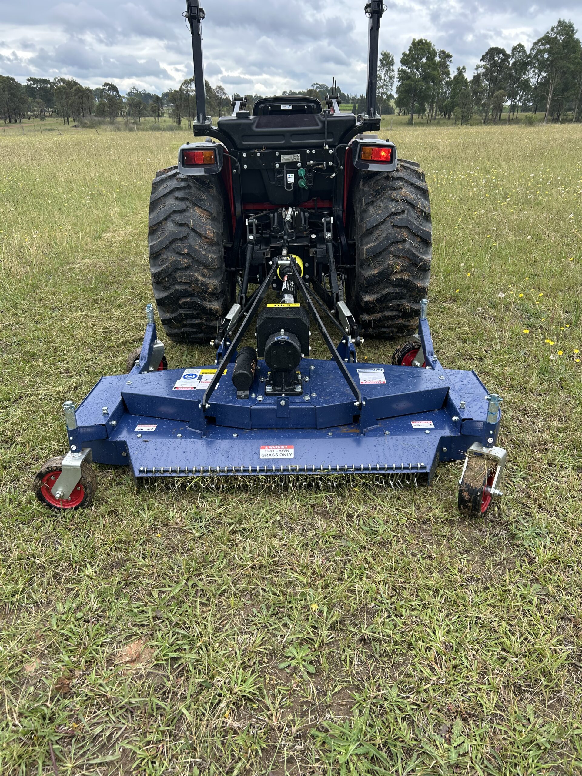 SXM Finishing Mowers are ideal for maintaining turf around residences, house paddocks, acreage, driveways, polo fields, golf courses or playing fields.