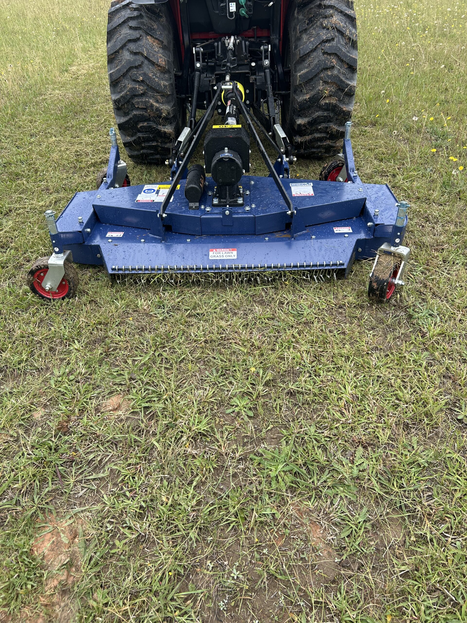 SXM Finishing Mowers are ideal for maintaining turf around residences, house paddocks, acreage, driveways, polo fields, golf courses or playing fields.