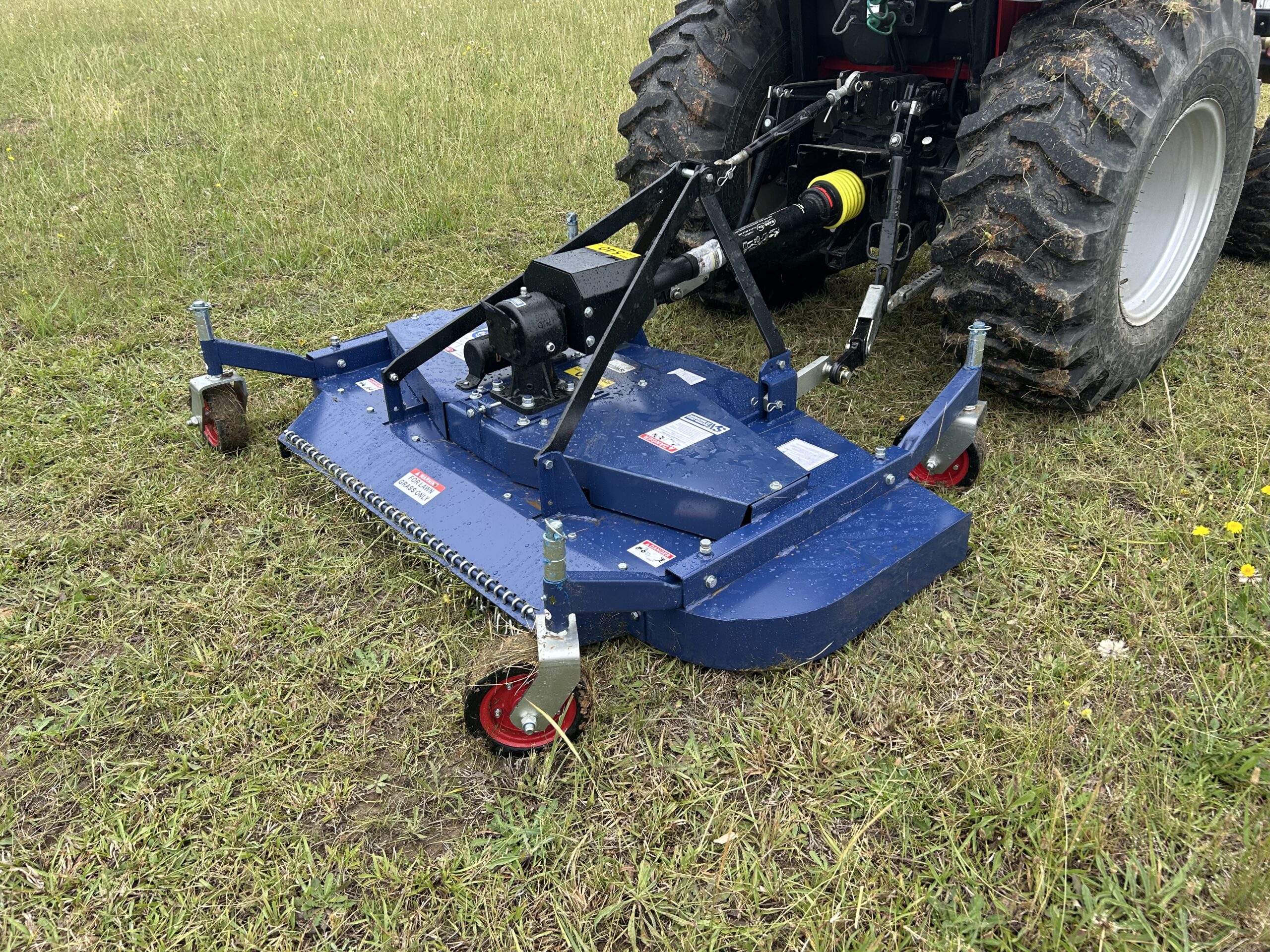 SXM Finishing Mowers are ideal for maintaining turf around residences, house paddocks, acreage, driveways, polo fields, golf courses or playing fields.